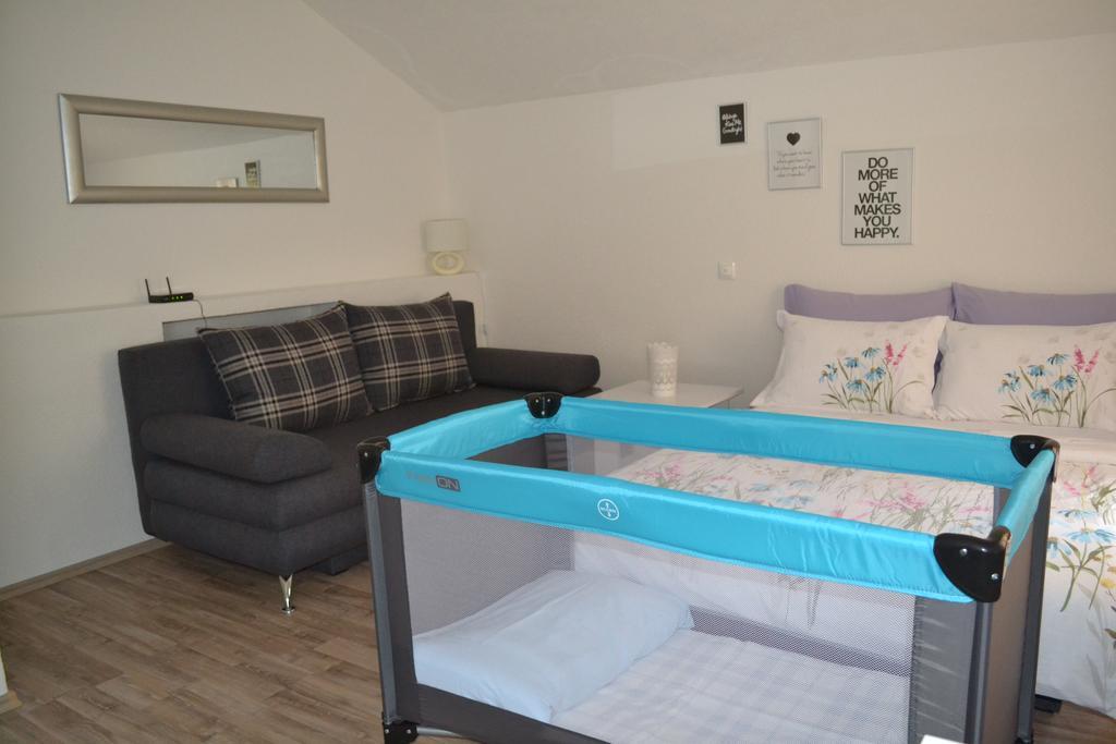 Guesthouse Zalac سلوني المظهر الخارجي الصورة