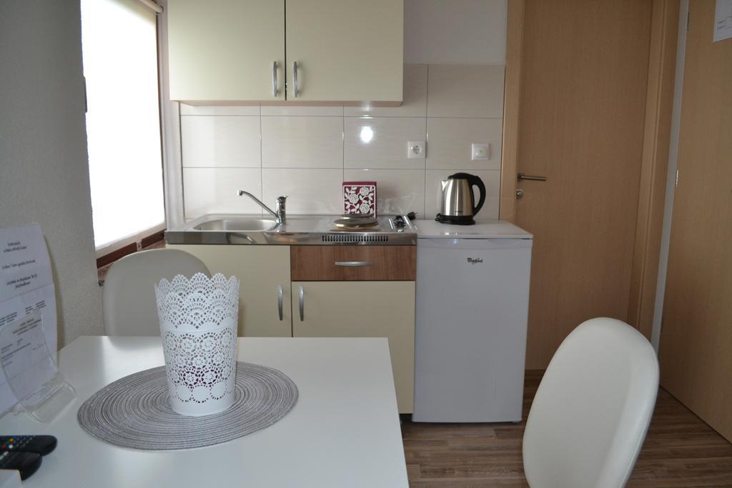 Guesthouse Zalac سلوني المظهر الخارجي الصورة