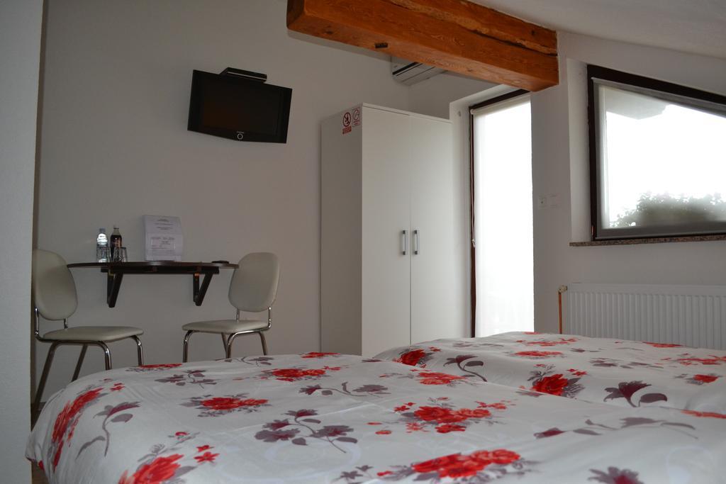 Guesthouse Zalac سلوني المظهر الخارجي الصورة