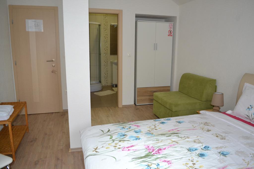 Guesthouse Zalac سلوني المظهر الخارجي الصورة